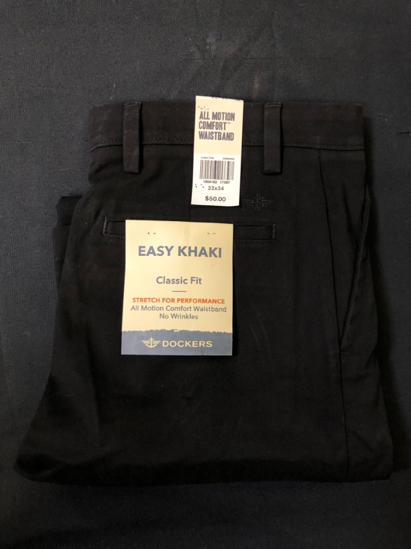 Photo 2 of Dockers Men's Classic Fit Easy Khaki Pants sz 32x34