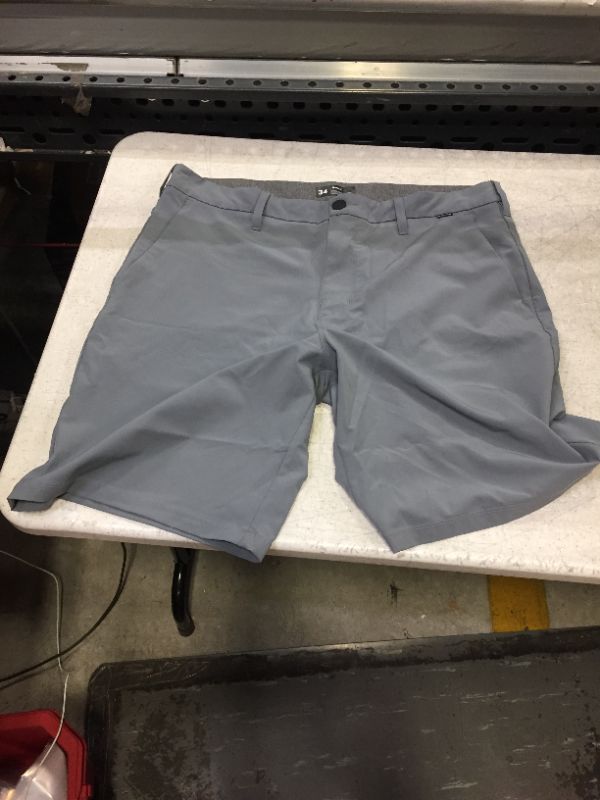 Photo 1 of HURLEY MENS SHORTS SIZE 34"