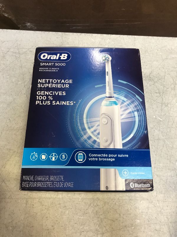 Photo 2 of Oral-B Pro 5000 Smartseries Power Rechargeable Electric Toothbrush with Bluetooth Connectivity, White Edition
FACTORY SEALED