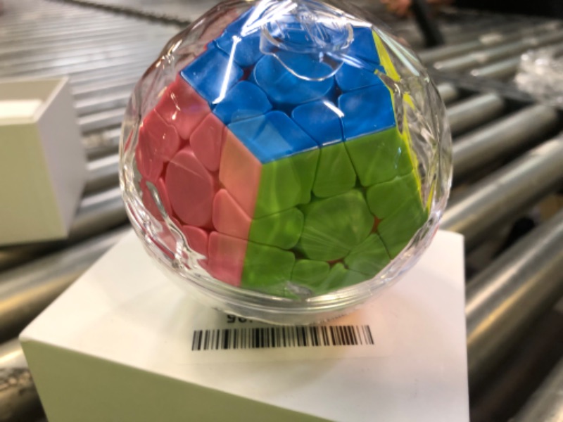 Photo 4 of GANCUBE Megaminx