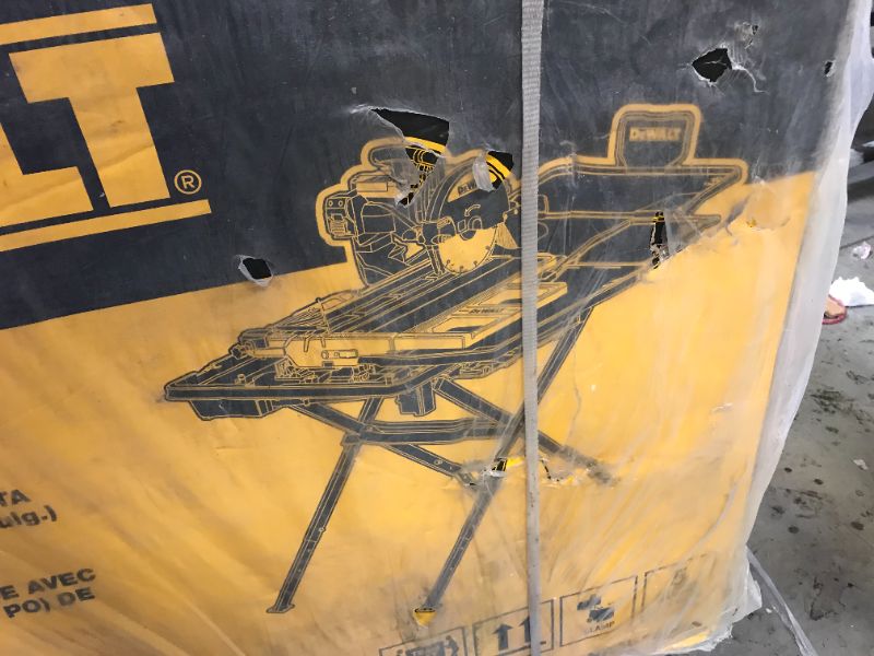 Photo 4 of DEWALT Wet Tile Saw with Stand, High Capacity, 10-Inch (D36000S) FACTORY SEALED 
