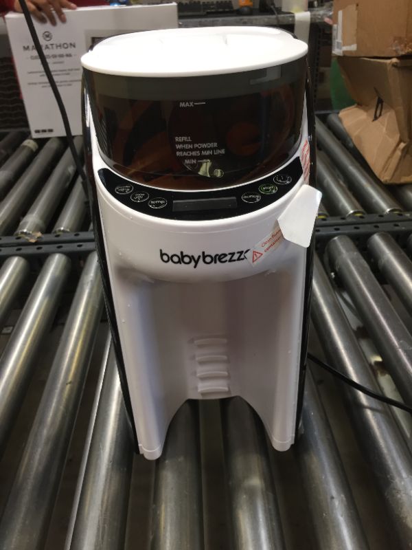 Photo 2 of (DOES NOT COME WITH BOTTLE)Baby Brezza Formula Pro Advanced Formula Dispenser Machine - Automatically Mix a Warm Formula Bottle Instantly - Easily Make Bottle with Automatic Powder Blending
