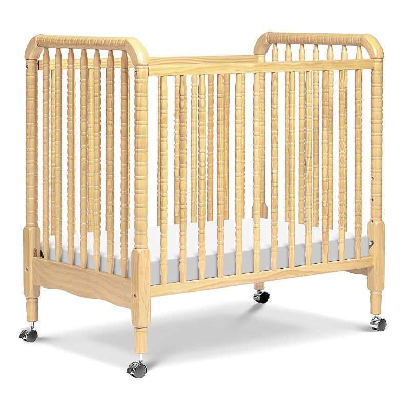 Photo 1 of (FACTORY SEALED)DaVinci Jenny Lind 3-in-1 Convertible Mini Crib in Natural, Removable Wheels, Greenguard Gold Certified
