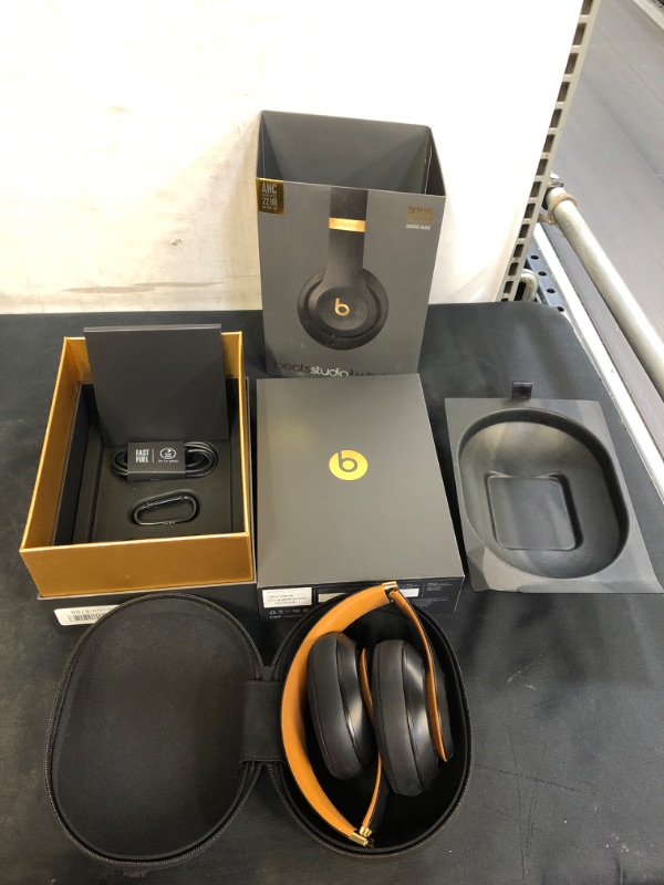 Photo 2 of Beats Studio3 Wireless Noise Cancelling Over-Ear Headphones -midnight Black