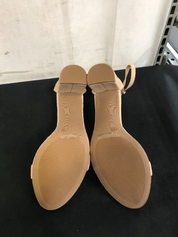 Photo 4 of DREAM PAIRS Women's Hi-Chunk High Heel Pump Sandals, NUDE SUEDE, 10

USED, GOOD CONDITION