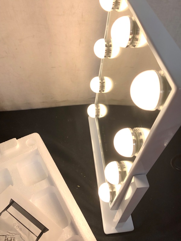Photo 6 of Hansong Hollywood Makeup Vanity Mirror with Lights