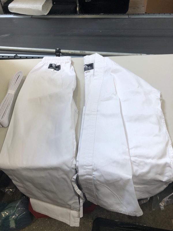 Photo 1 of Hawk Sports Karate Uniform for Kids and Adults Lightweight Student Karate Gi Martial Arts Uniform with Belt size 3 