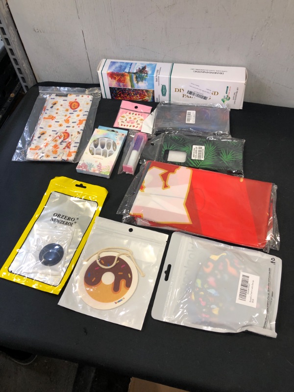 Photo 1 of 10PC LOT, MISC ITEMS 