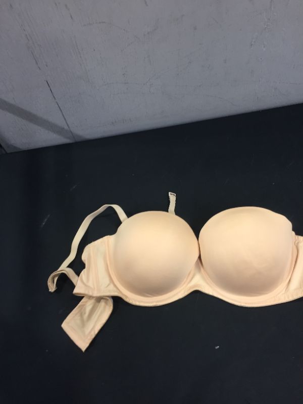 Photo 2 of  Vogue's Secret Push Up Bra Strapless Bras for Women Convertible Underwire Thick Padded Multiway Everyday Bra
SIZE 40 C 