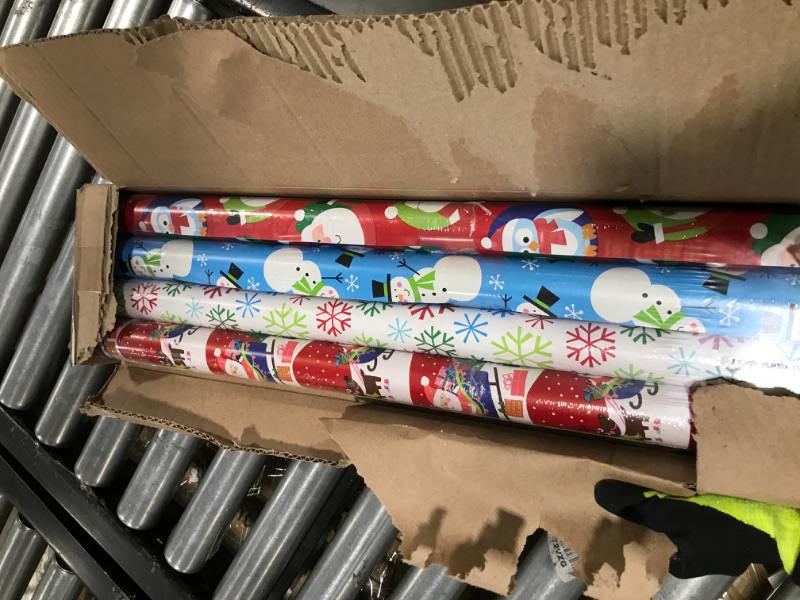 Photo 2 of American Greetings Christmas Reversible Wrapping Paper Bundle, Santa, Snowflakes and Snowmen (4 Rolls, 160 sq. ft.)