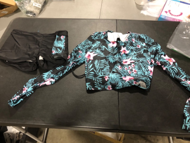 Photo 1 of 2 piece Swimwear Long Sleeve Bathing Suit/ Medium