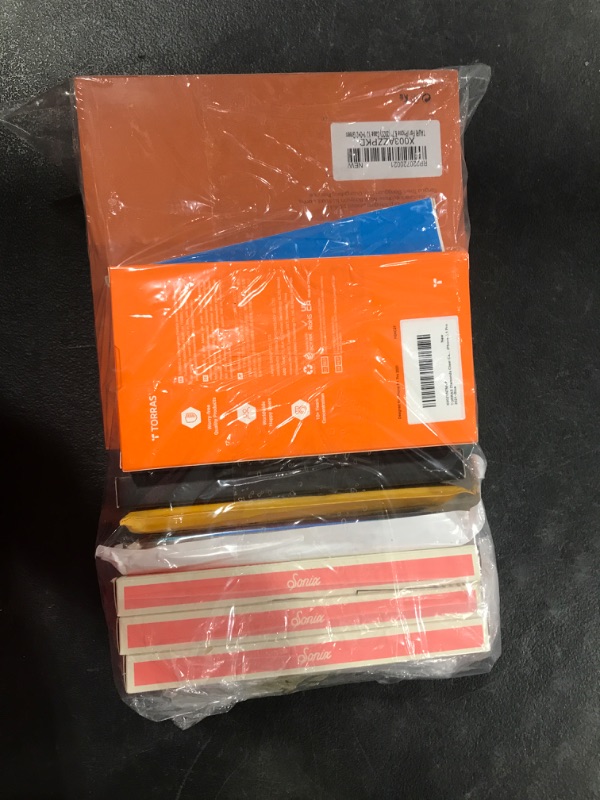 Photo 1 of BAG LOT MISC PHONE CASES