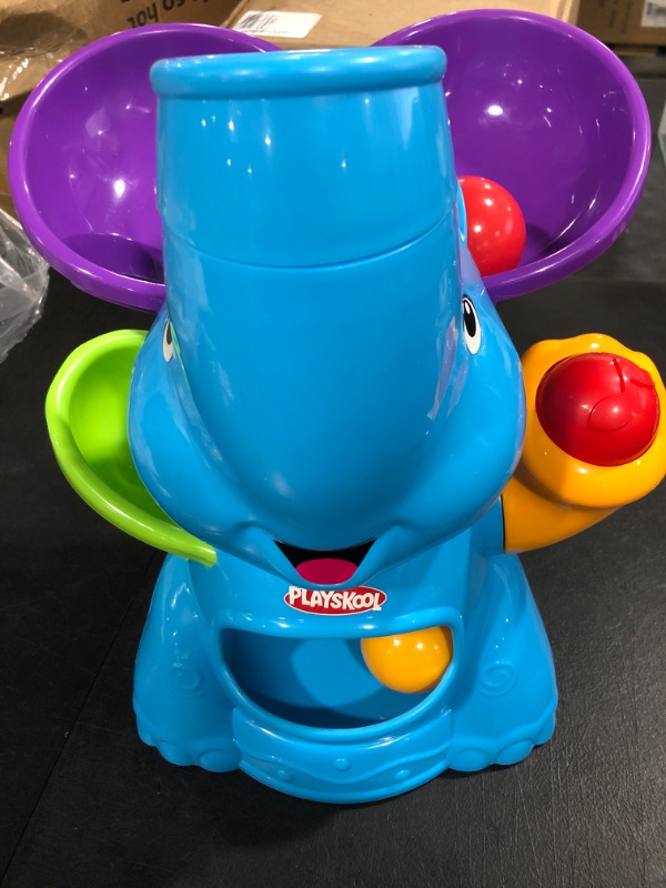 Photo 1 of Playskool Elefun Busy Ball Popper Active Toy for Toddlers and Babies 9 Months and Up with 4 Colorful Balls (Amazon Exclusive)
USED / NO BOX