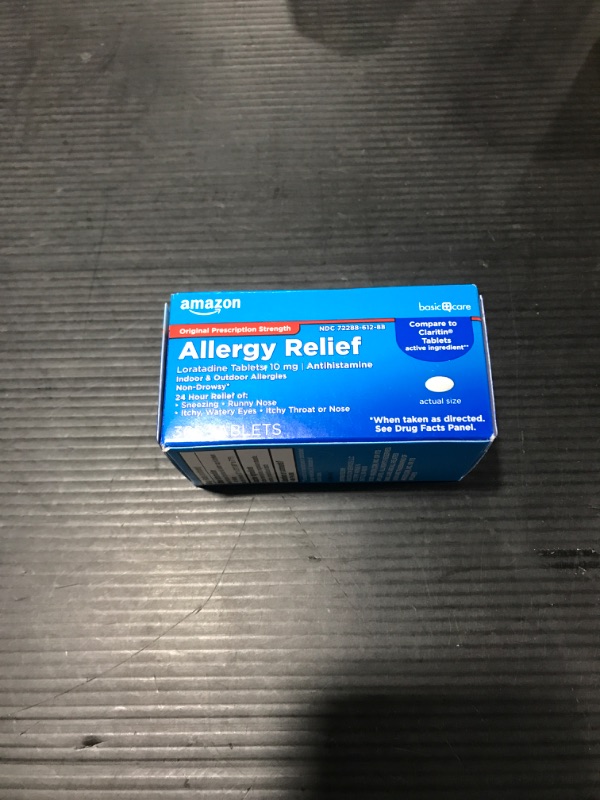 Photo 1 of Amazon Basic Care Allergy Relief Loratadine Tablets 10 mg, White, 365 Count Tablets 365 Count (Pack of 1)
exp.1/2023