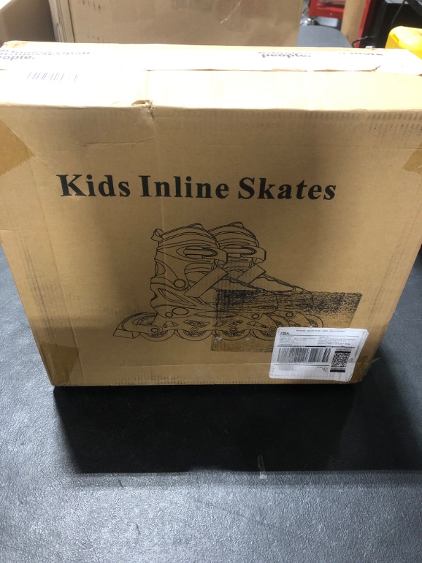 Photo 3 of Adjustable lnline Skates for Kids and Adults with Full Light Up Wheels?Rollerblades for Women and Men,Skates for Girls and Boys---SIZE M