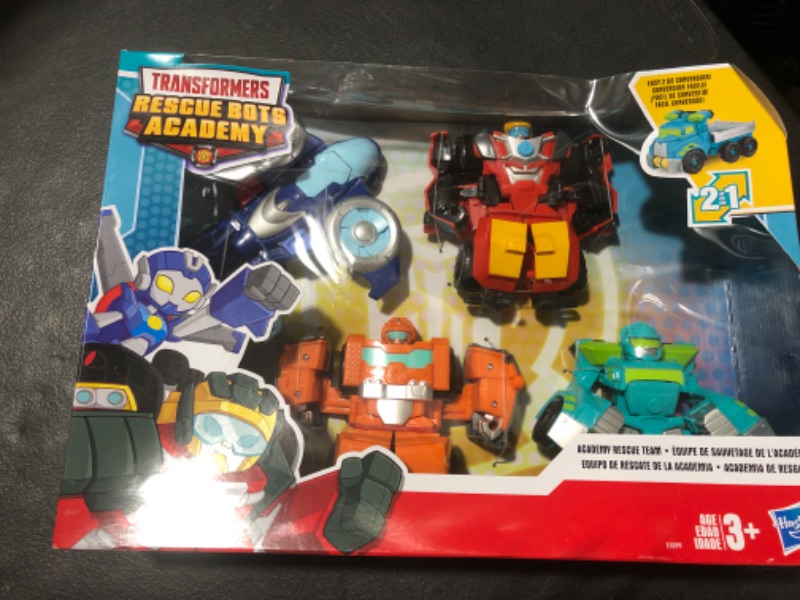 Photo 2 of Playskool Heroes Transformers Rescue Bots Academy Academy Rescue Team Pack, 4 Collectible 4.5-inch Converting Action Figures, Toys for Kids Ages 3 and Up , Brown--MINOR BOX DAMAGE 