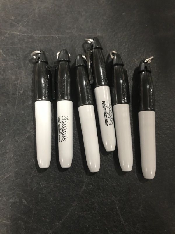 Photo 2 of Squiggle Mini Markers - Mini Permanent Marker for Nurses Badge - Badge Marker for Nurses - Golf Ball Marker - Permanent Markers - Mini Pens for nurses badge - Golf keychain pen with clip - Black 6 Pack