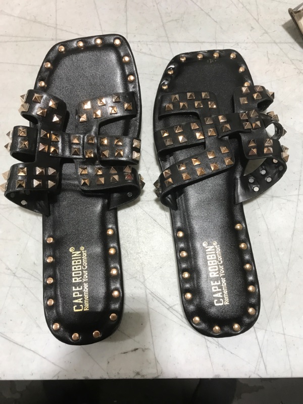 Photo 1 of 2 LEFT SANDALS SIZE 10 