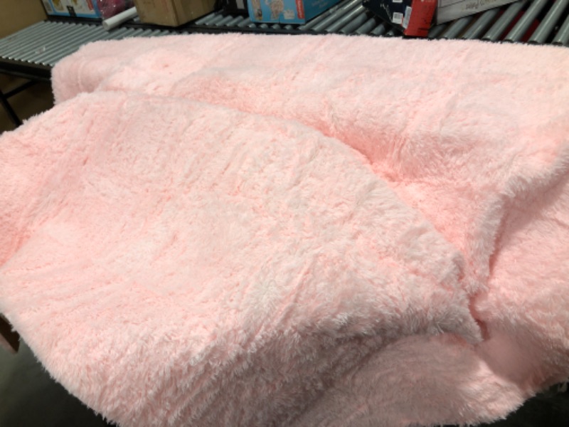 Photo 2 of 6'X9', PINK Fluffy Shag Rug