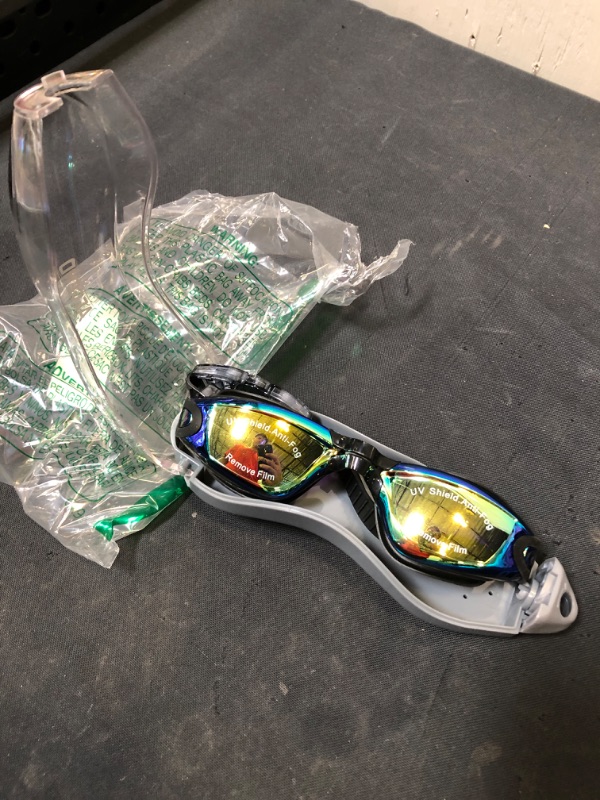 Photo 1 of Aegend Swim Goggles