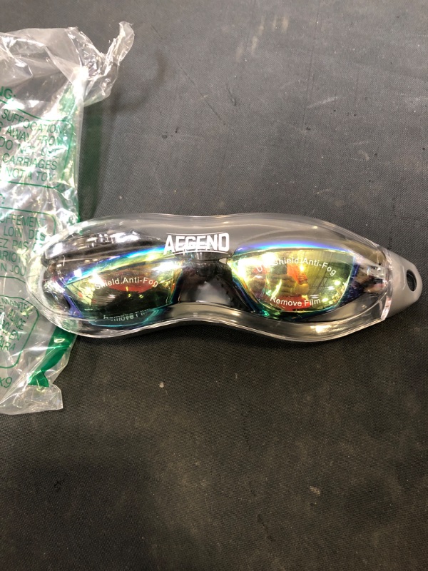 Photo 3 of Aegend Swim Goggles