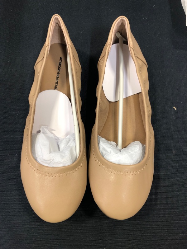 Photo 2 of Amazon Essentials Women's Belice Ballet Flat SIZE 7.5 W