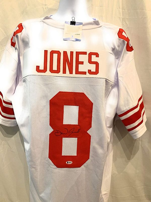 Photo 1 of Daniel Jones New York Giants Signed Autograph Custom Jersey White Beckett Witnessed Certified
, SIZE XL 