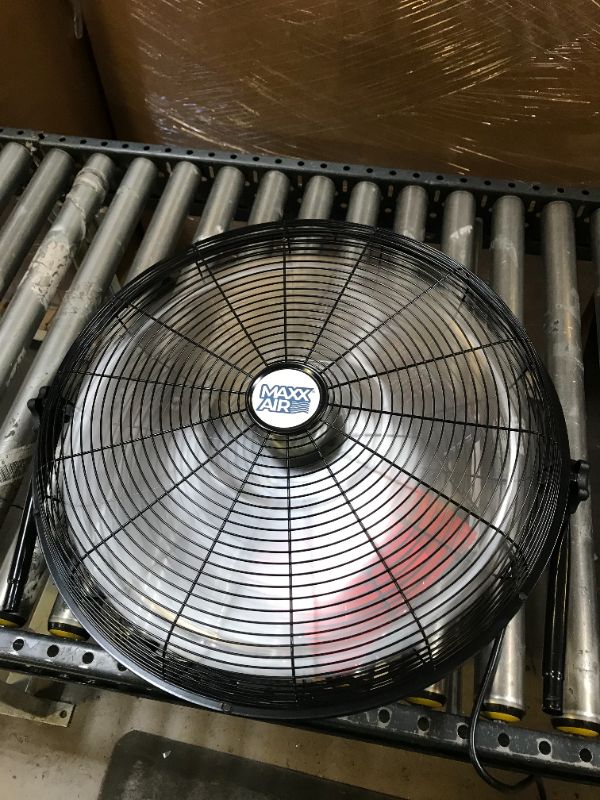 Photo 2 of Maxx Air 20" High Velocity Floor Fan
