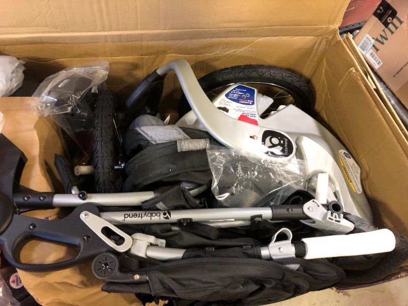 Photo 1 of Baby Trend Expedition Jogger Travel System, Millennium White
