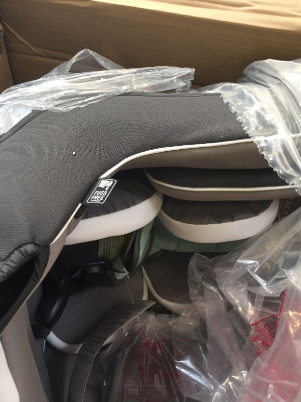 Photo 1 of Graco Extend2Fit Convertible Car Seat, Ride Rear Facing Longer with Extend2Fit, Spire
