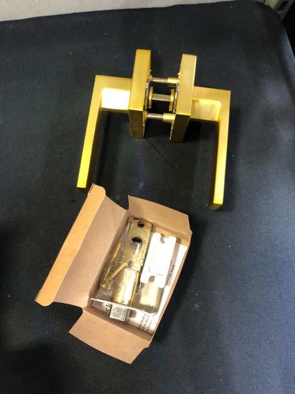 Photo 1 of 4 Pack Hall and Closet Door Knob Lever, Brass Interior Door Handles, Heavy Duty Door Levers, Passage Door Handle Set Durable Door Hardware, Left or Right Handing, Door Handle Set
(MISSING ONE)