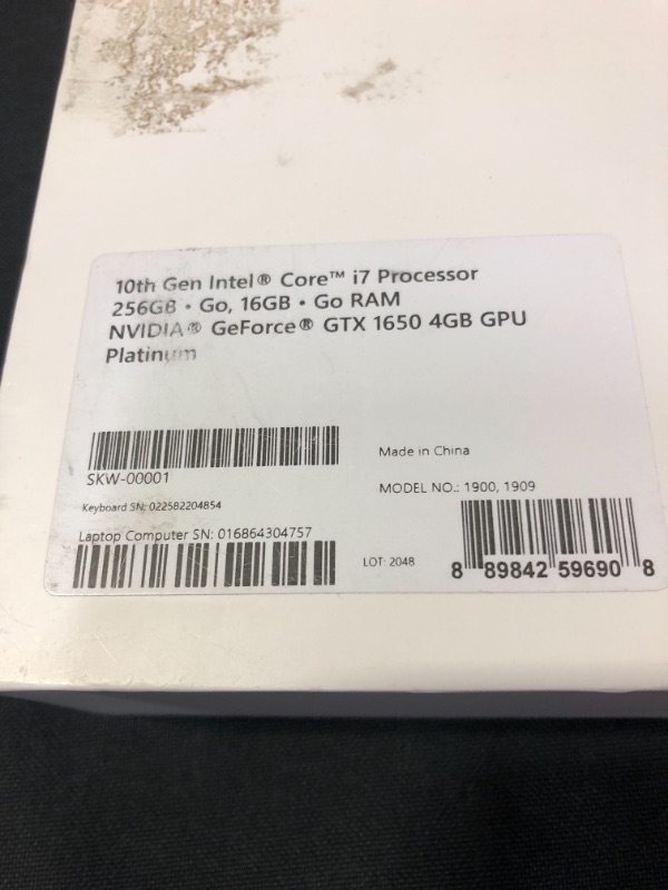 Photo 8 of DAMAGE TO SCREEN CRACKED PLEASE READ ------Microsoft Surface Book 3 - 13.5" Touch-Screen - 10th Gen Intel Core i7 - 16GB Memory - 256GB SSD (Latest Model) - Platinum
