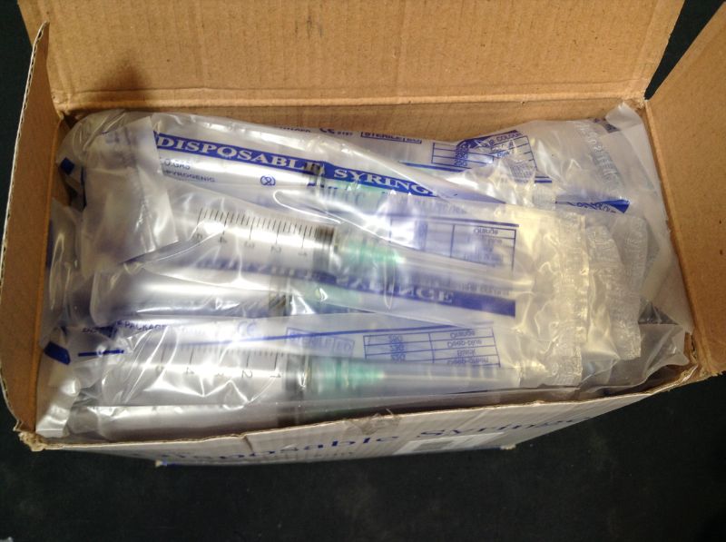 Photo 2 of 5ml 20g 1.5 Inch Disposable Luer Lock Lab Supplies Individually Packaged