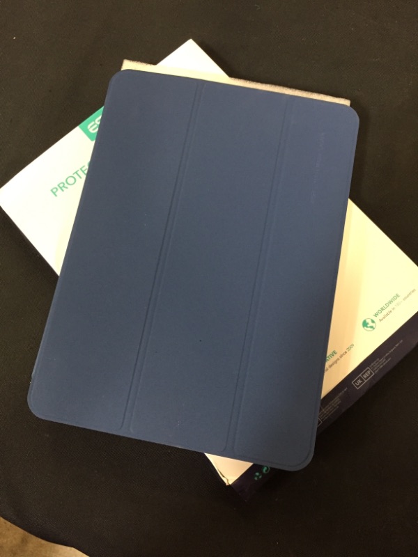 Photo 2 of ESR Rebound Magnetic Smart Case for iPad Pro 11 2020 and 2018