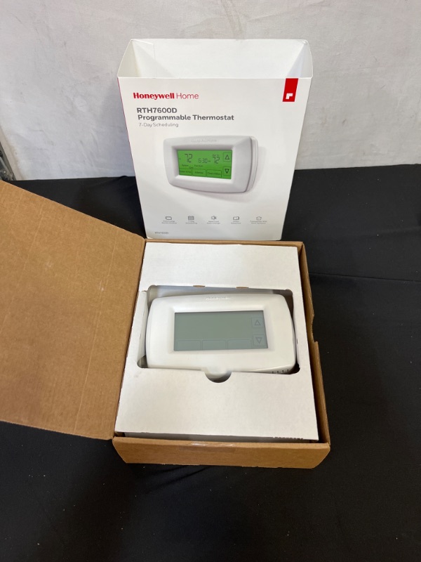 Photo 2 of 7-Day Programmable Thermostat with Touchscreen Display