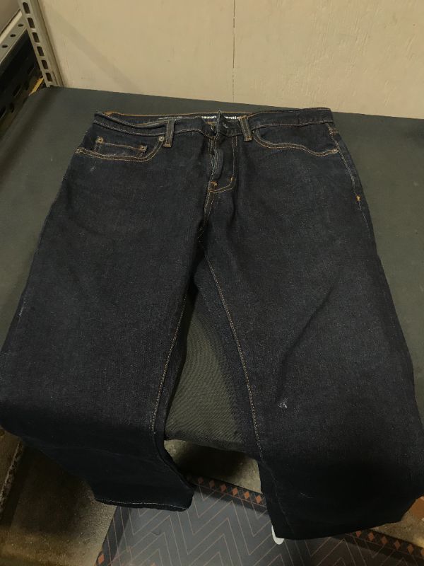 Photo 1 of AMAZON ESSENTIALS WOMENS JEANS STRAIGHT CUT --- SIZE 32W29L