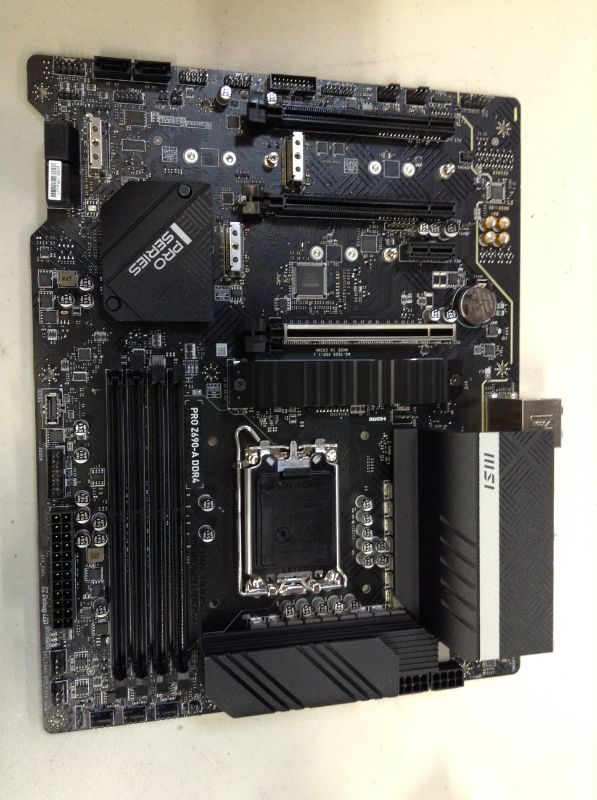 Photo 1 of MSI PRO Z690-A DDR4 ProSeries Motherboard (ATX, 12th Gen Intel Core, LGA 1700 Socket, DDR4, PCIe 4, CFX, M.2 Slots)
