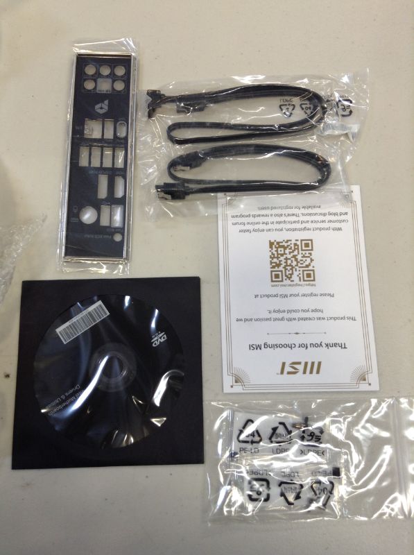 Photo 1 of MSI PRO Z690-A DDR4 ProSeries Motherboard (ATX, 12th Gen Intel Core, LGA 1700 Socket, DDR4, PCIe 4, CFX, M.2 Slots)
