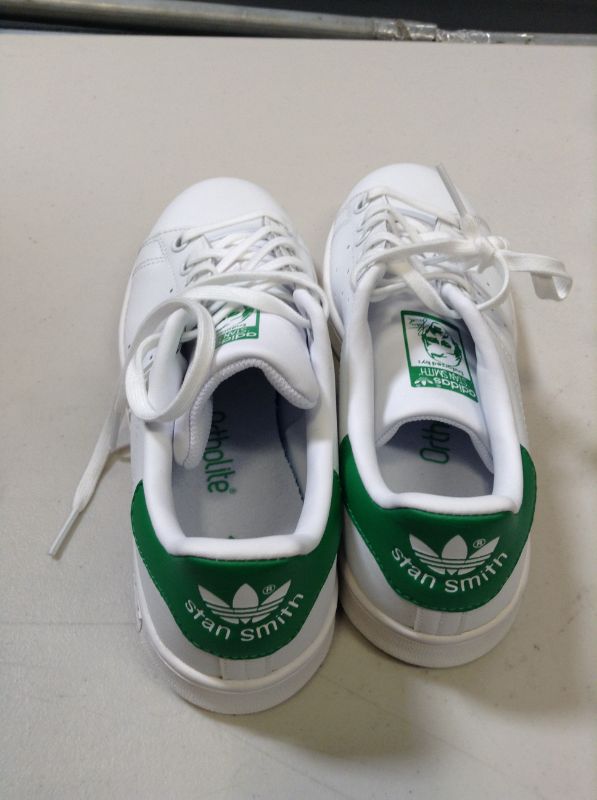 Photo 3 of adidas Performance Stan Smith J Tennis Shoe (Big Kid) SIZE 4 