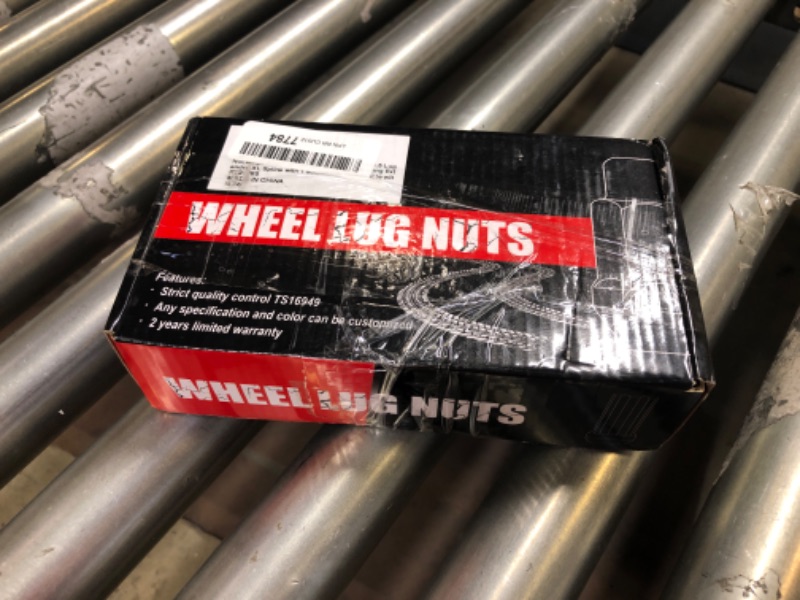 Photo 3 of 14mmx1.5 Wheel Lug Nuts