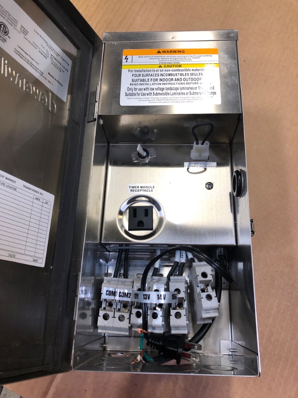 Photo 1 of DEWENWILS 300W Multi-Tap Low Voltage Transformer