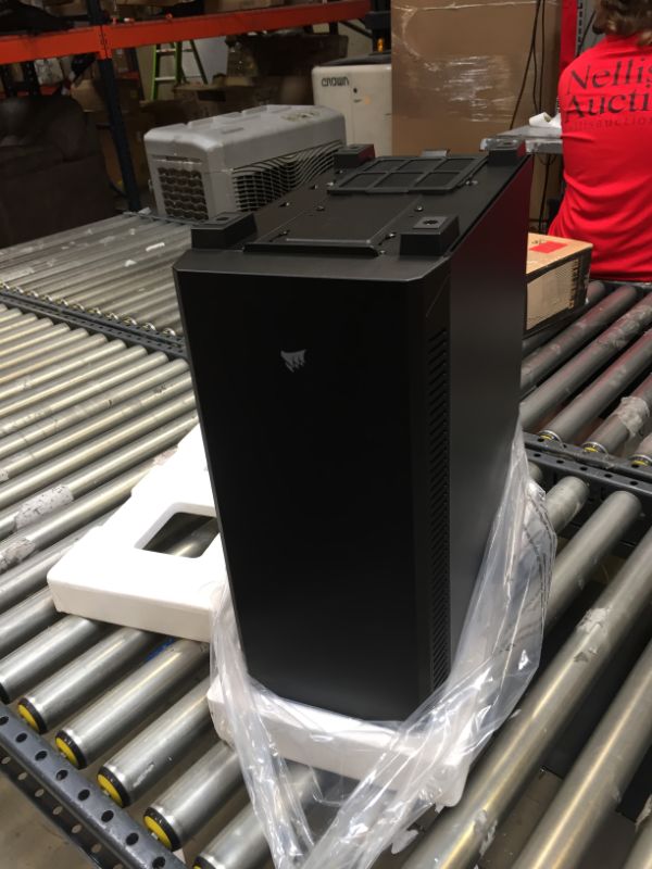 Photo 2 of Corsair 110Q Quiet Mid-Tower ATX Case