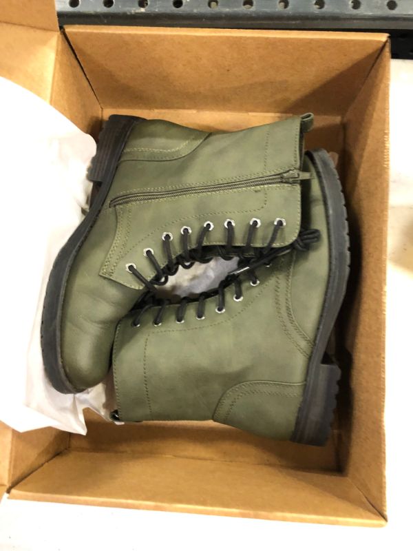 Photo 1 of Amazon Essentials Women's Lace-Up Combat Boot
11
