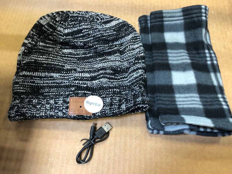 Photo 2 of Bluetooth Beanie Hat 
