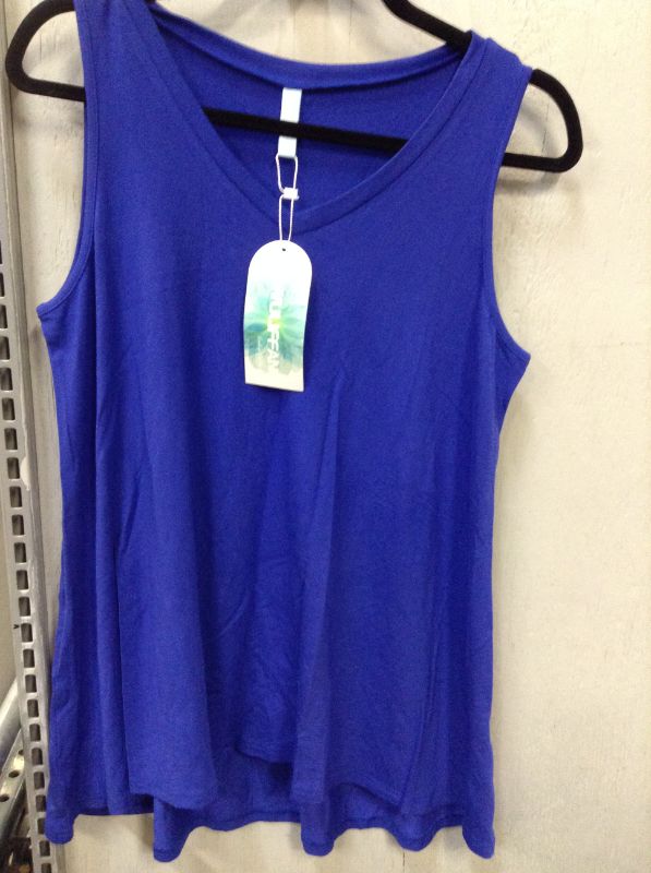 Photo 3 of AWULIFFAN Women's Summer Sleeveless V-Neck T-Shirt Tunic Tops Blouse Shirts--Size L