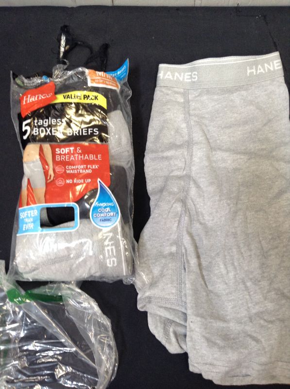 Photo 3 of Hanes Men's Tagless Cool Dri Boxer Briefs with ComfortFlex Waistband-Multiple Packs Available---Size M