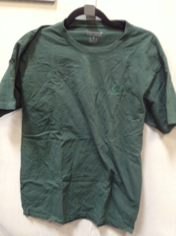 Photo 1 of Champion Men's Classic Jersey T-shirt--Size M