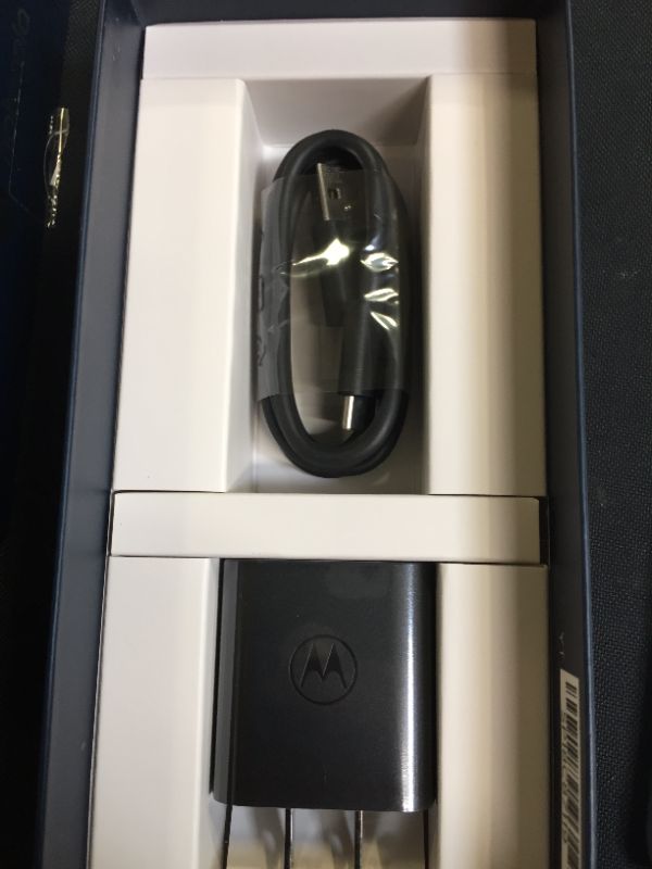 Photo 2 of  Motorola One 5G Ace 2021 2-Day Battery Unlocked Made for US by Motorola 6/128GB 48MP Camera Hazy Silver (MINOR DAMAGE TO BOX)