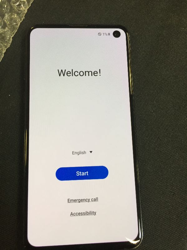 Photo 2 of Samsung Galaxy S10e, 128GB, Prism Black - Unlocked (Renewed) (DISCOLORATION BY CAMERA LENSE) 
