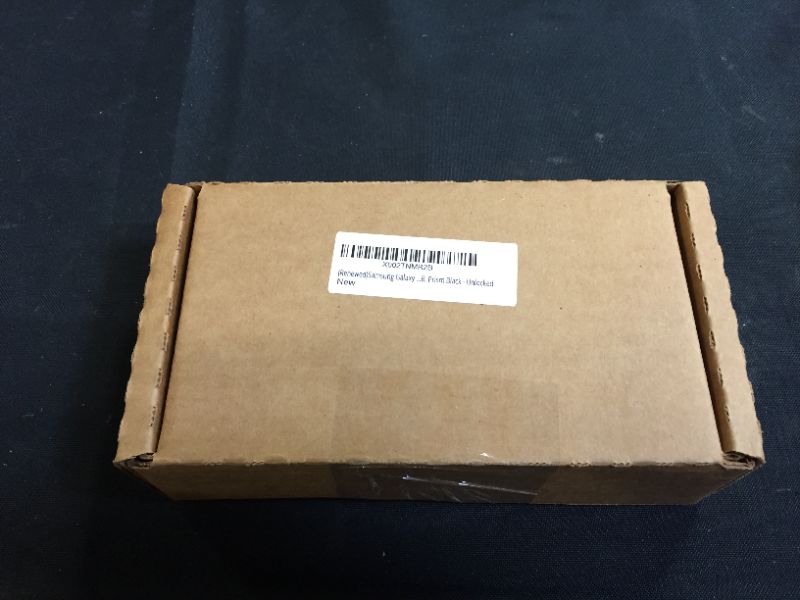 Photo 1 of Samsung Galaxy S10e, 128GB, Prism Black - Unlocked (Renewed) (DISCOLORATION BY CAMERA LENSE) 
